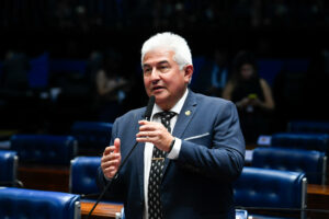 Senador Astronauta Marcos Pontes participa de mutirão de cirurgias vasculares