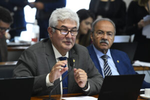 Comissão de Educação e Cultura (CE) realiza reunião. Em pronunciamento, à bancada, senador Astronauta Marcos Pontes (PL-SP). Foto: Roque de Sá/Agência Senado